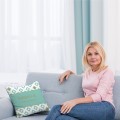 Poduszka dla kobiety na prezent z napisem DZIĘKUJĘ turkusowa